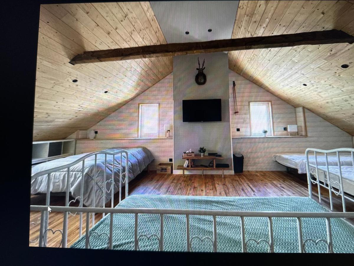 Agreable Maison De Village Au Coeur De Sarrancolin Екстериор снимка