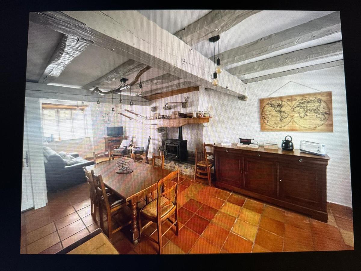 Agreable Maison De Village Au Coeur De Sarrancolin Екстериор снимка