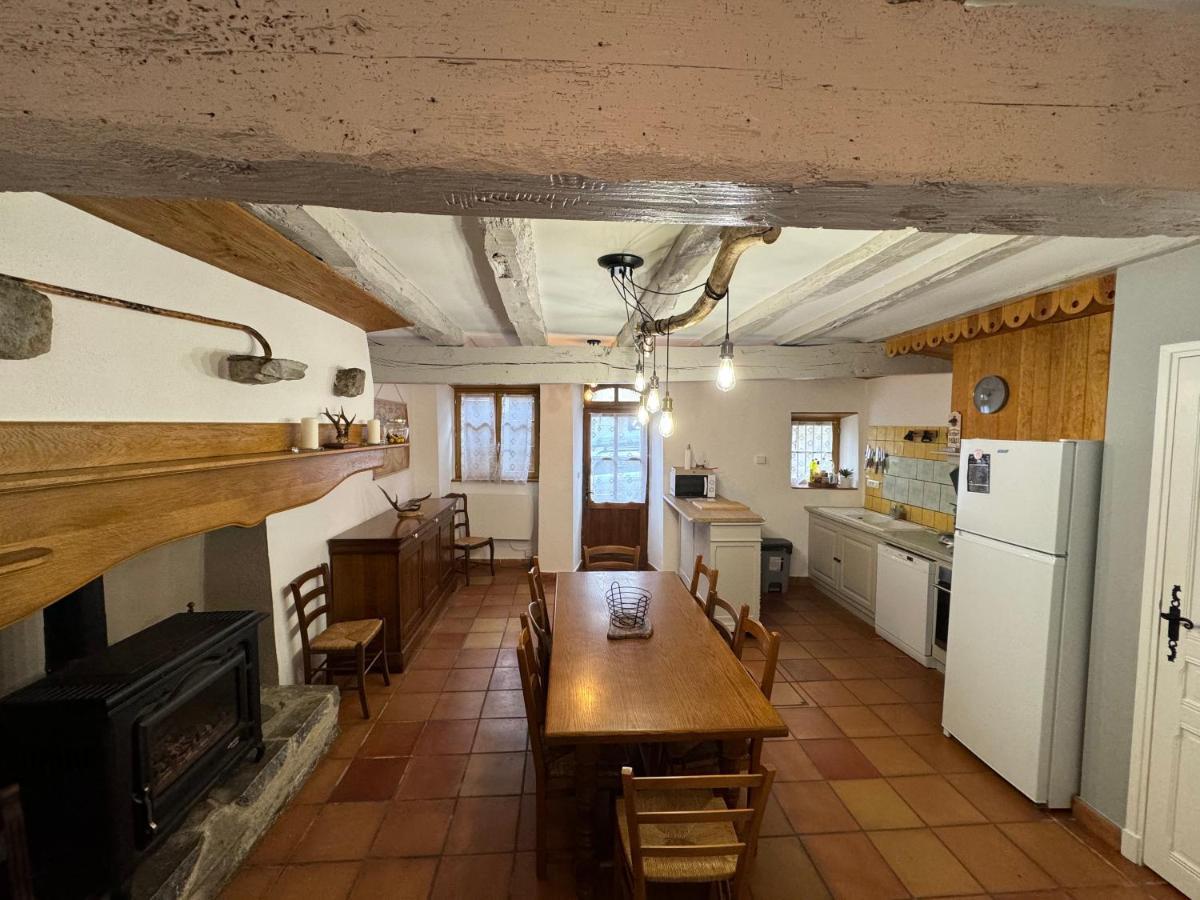 Agreable Maison De Village Au Coeur De Sarrancolin Екстериор снимка